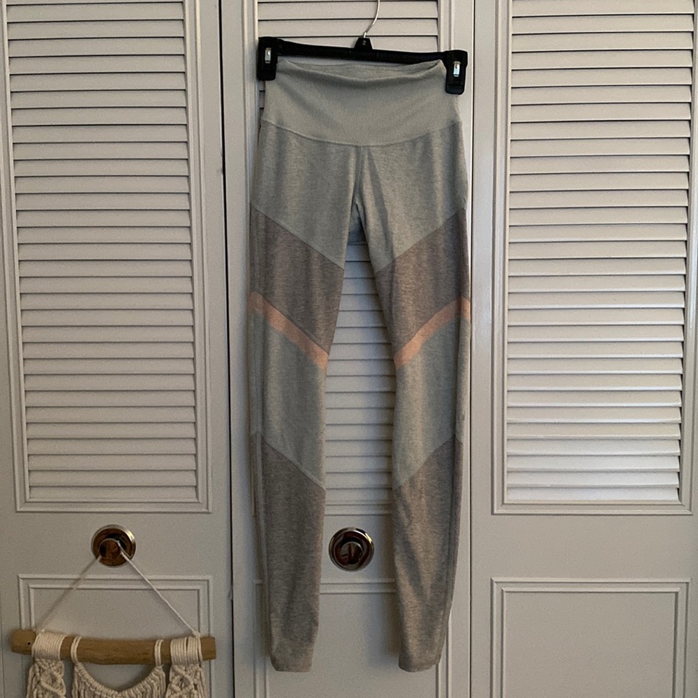 Neverworn alo legging